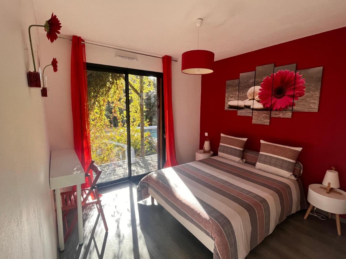 Du Reve O Naturel - Maison De Vacances Entre Gorges De L'Ardeche Et Gard Saint-Julien-de-Peyrolas ภายนอก รูปภาพ