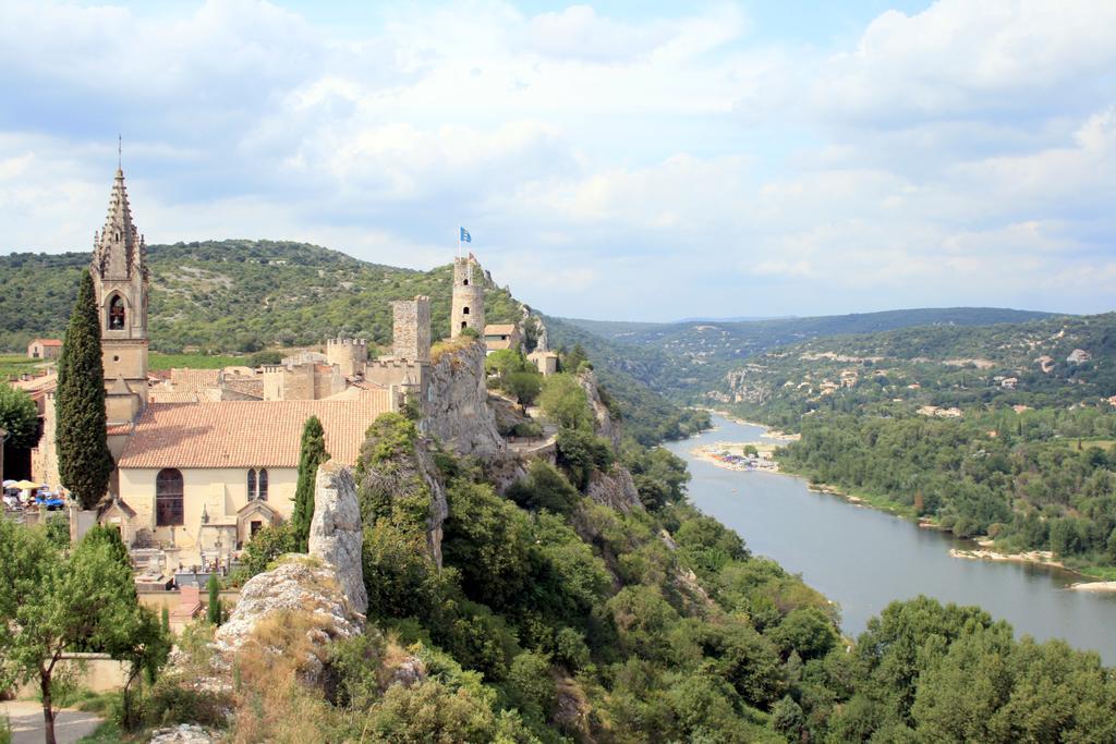 Du Reve O Naturel - Maison De Vacances Entre Gorges De L'Ardeche Et Gard Saint-Julien-de-Peyrolas ภายนอก รูปภาพ