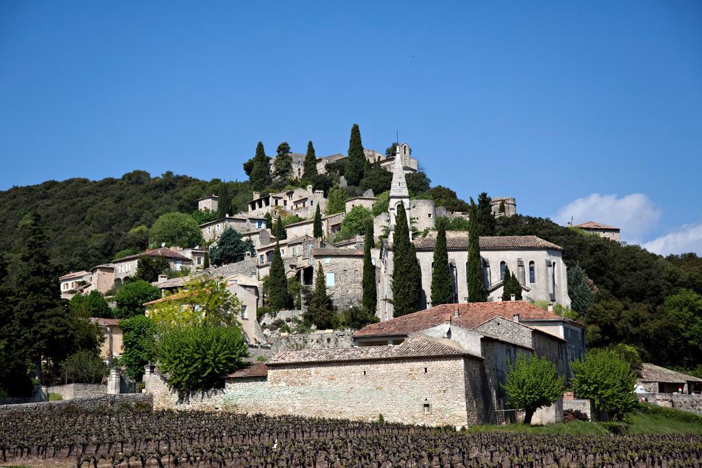 Du Reve O Naturel - Maison De Vacances Entre Gorges De L'Ardeche Et Gard Saint-Julien-de-Peyrolas ภายนอก รูปภาพ